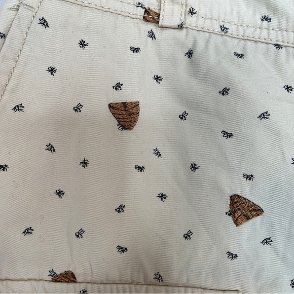 Anthropologie Daughters of the Liberation bee and beehive embroidered shorts - Picture 2 of 9